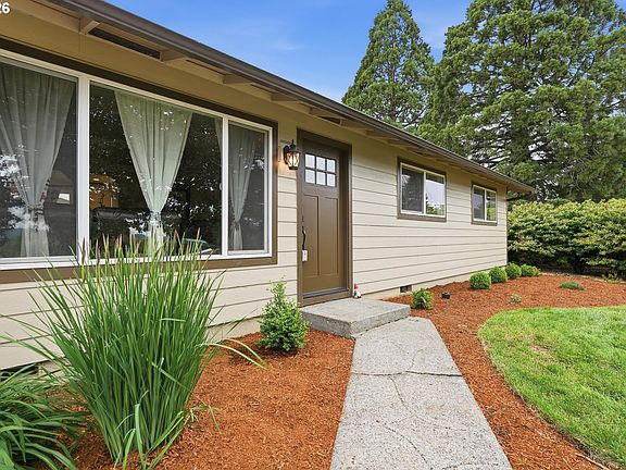 5th image of 11917 SE 222nd Dr