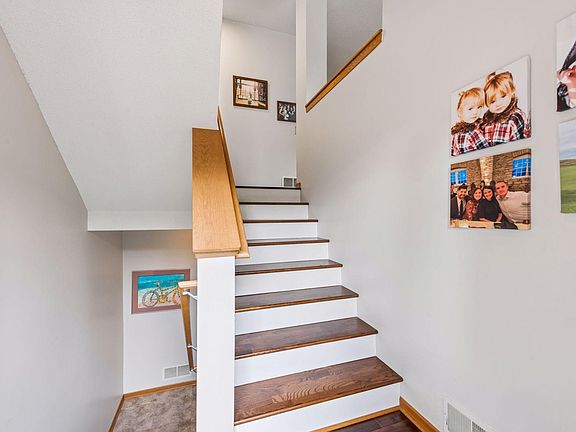 4th image of 787 Fairfield Cir #53
