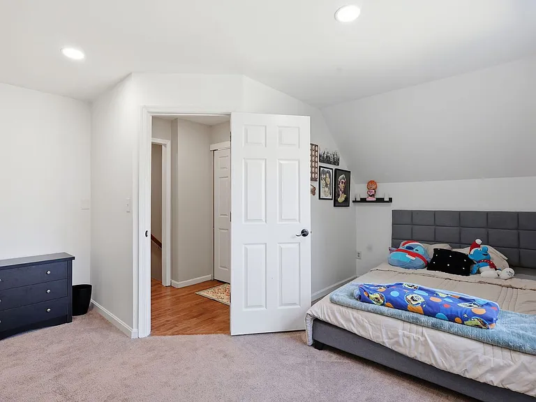 10106 S Fulton Dr — Photo 13