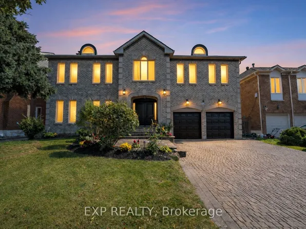 29 Northgate Cres, Richmond Hill, ON L4B 2K8