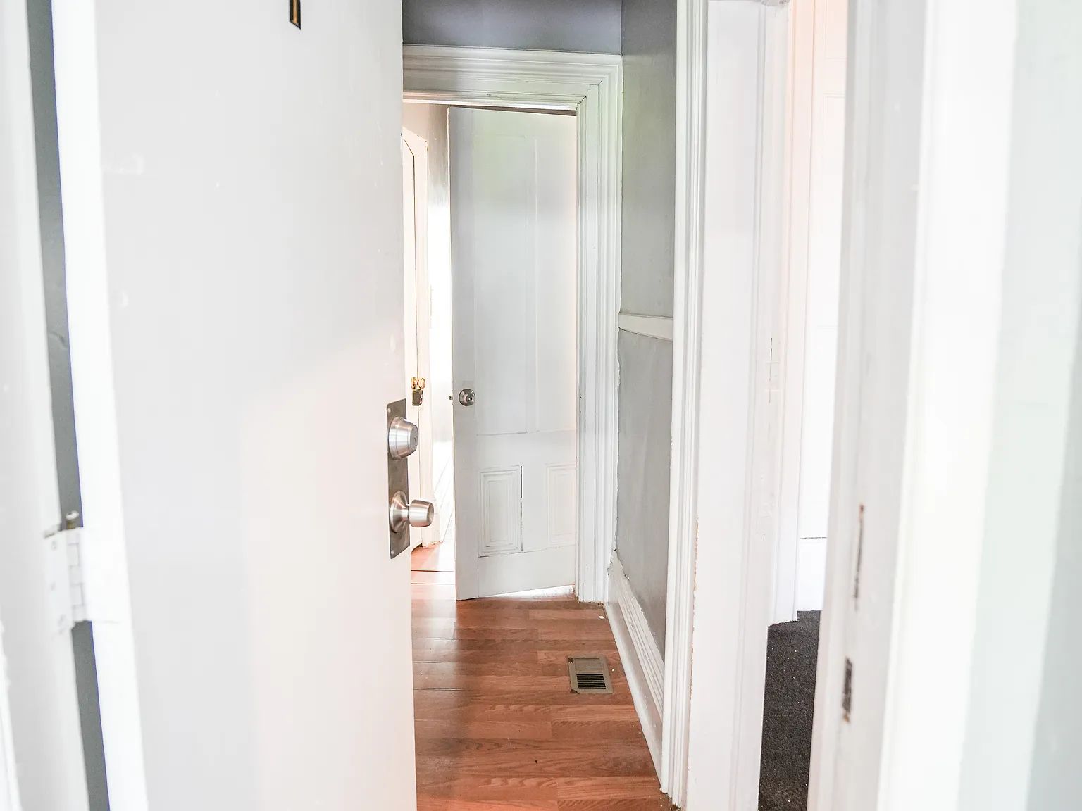 1 bed, 1000 sqft, $1,000 — Photo 2