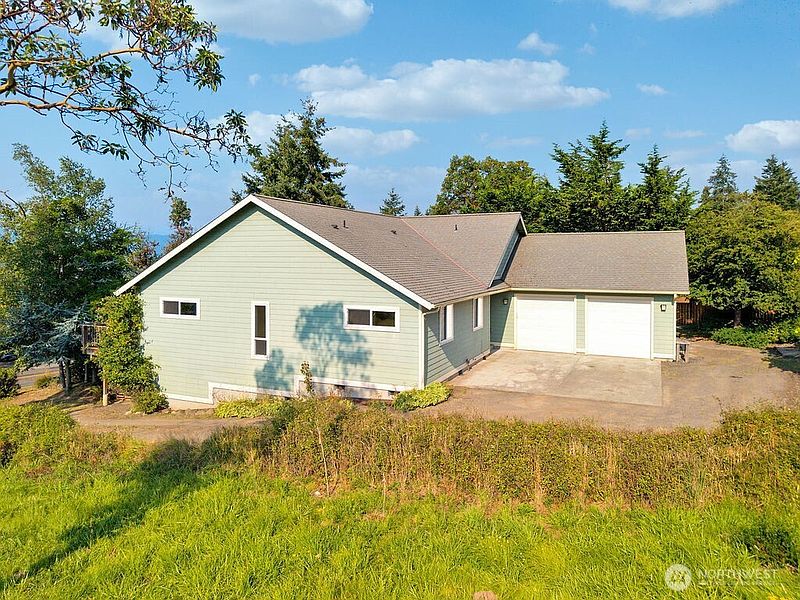 5th image of 5391 Cape George Road