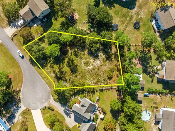 303 Gambrel Way, Cape Carteret, NC 28584
