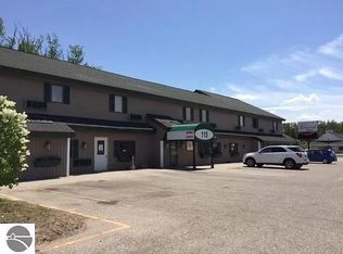 115 N Michigan Ave #9, Beulah, MI 49617
