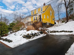 18 Dickson Ave, Halifax, NS B3M 2W3