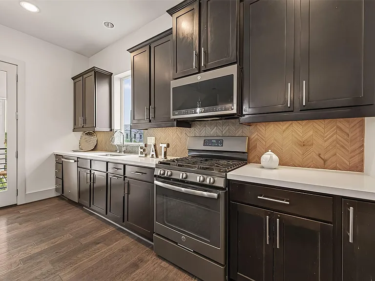1604 Ovid St #B — Photo 19
