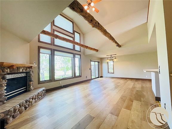 4th image of 1415 Silver Cir