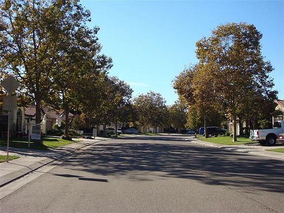 4th image of 10053 River Oaks Dr