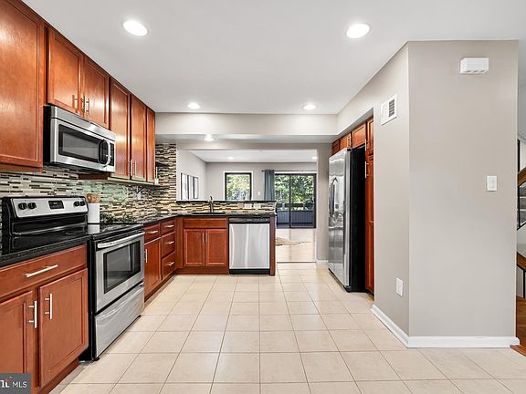 4th image of 3134 Colchester Brook Ln