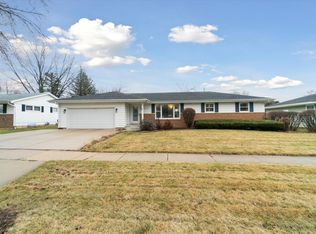 1502 N Pontiac Dr, Janesville, WI 53545