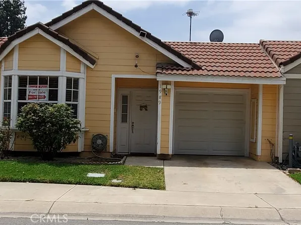 1989 Club Dr, Pomona, CA 91768