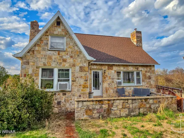 208 E Keller St, Lock Haven, PA 17745