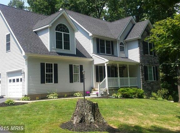 2nd image of 637 Bunny Ln