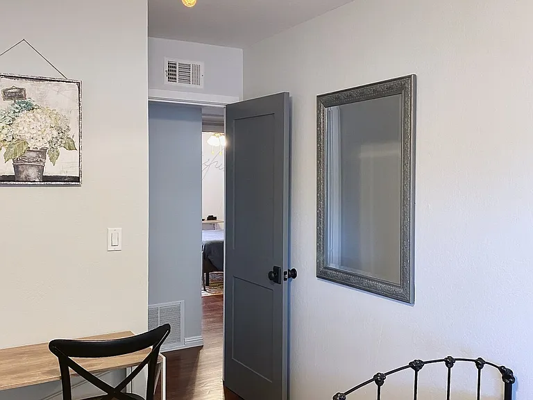 1736 Hillsdale Ave — Photo 22