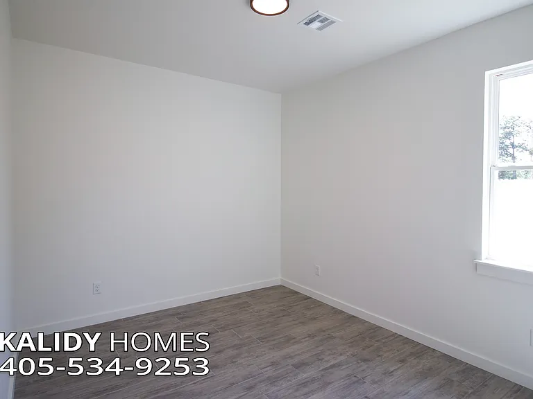 2141 Kalidy Dr — Photo 20