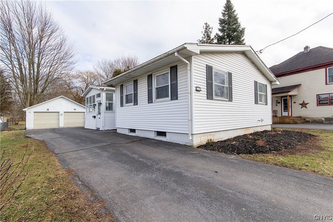 1025 St, Watertown, NY 13601 Zillow