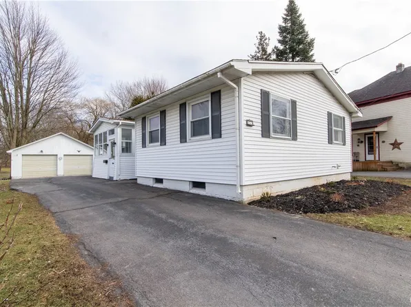 1025 Holcomb St, Watertown, NY 13601