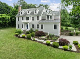 20 Saunders Dr, Wilton, CT 06897