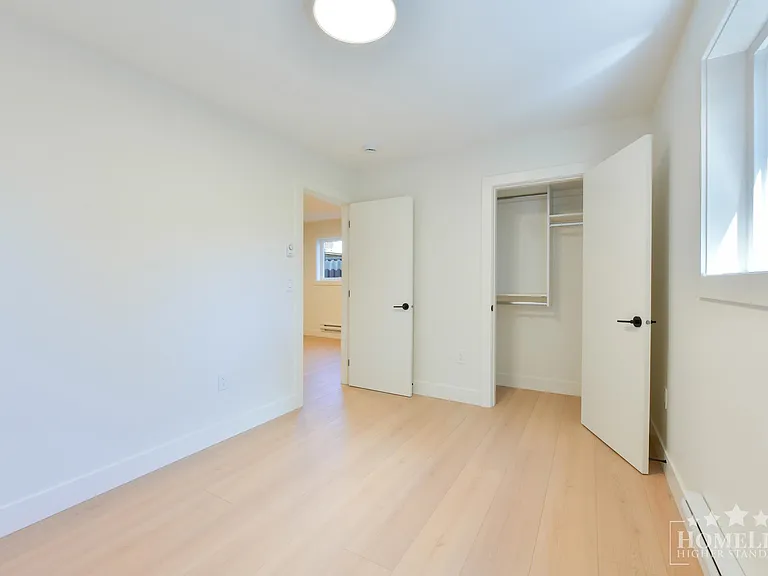11004 78th Ave #COACH HOUSE — Photo 8