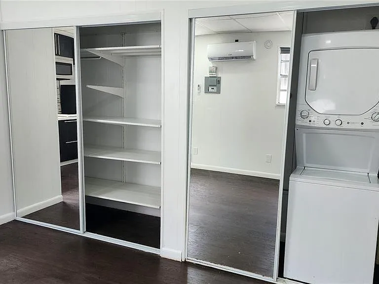5330 SW 24th Ave #STUDIO — Photo 3