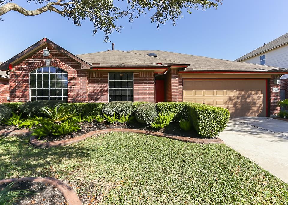 1st image of 20326 Sabal Palms Dr