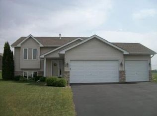 11529 10th St NE, Hanover, MN 55341