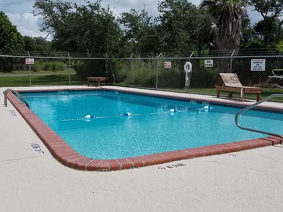 3rd image of 491 Saint Charles Loop E