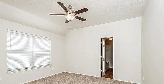 4th image of 19659 Sunrise Pines Dr