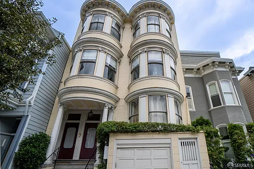 1888 Green St Photo 1