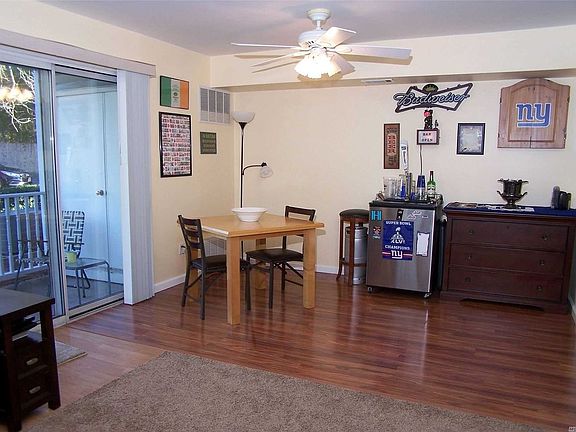 3rd image of 355 Artist Lake Dr