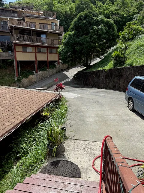6 bed, 3200 sqft, $8,650 — Photo 3
