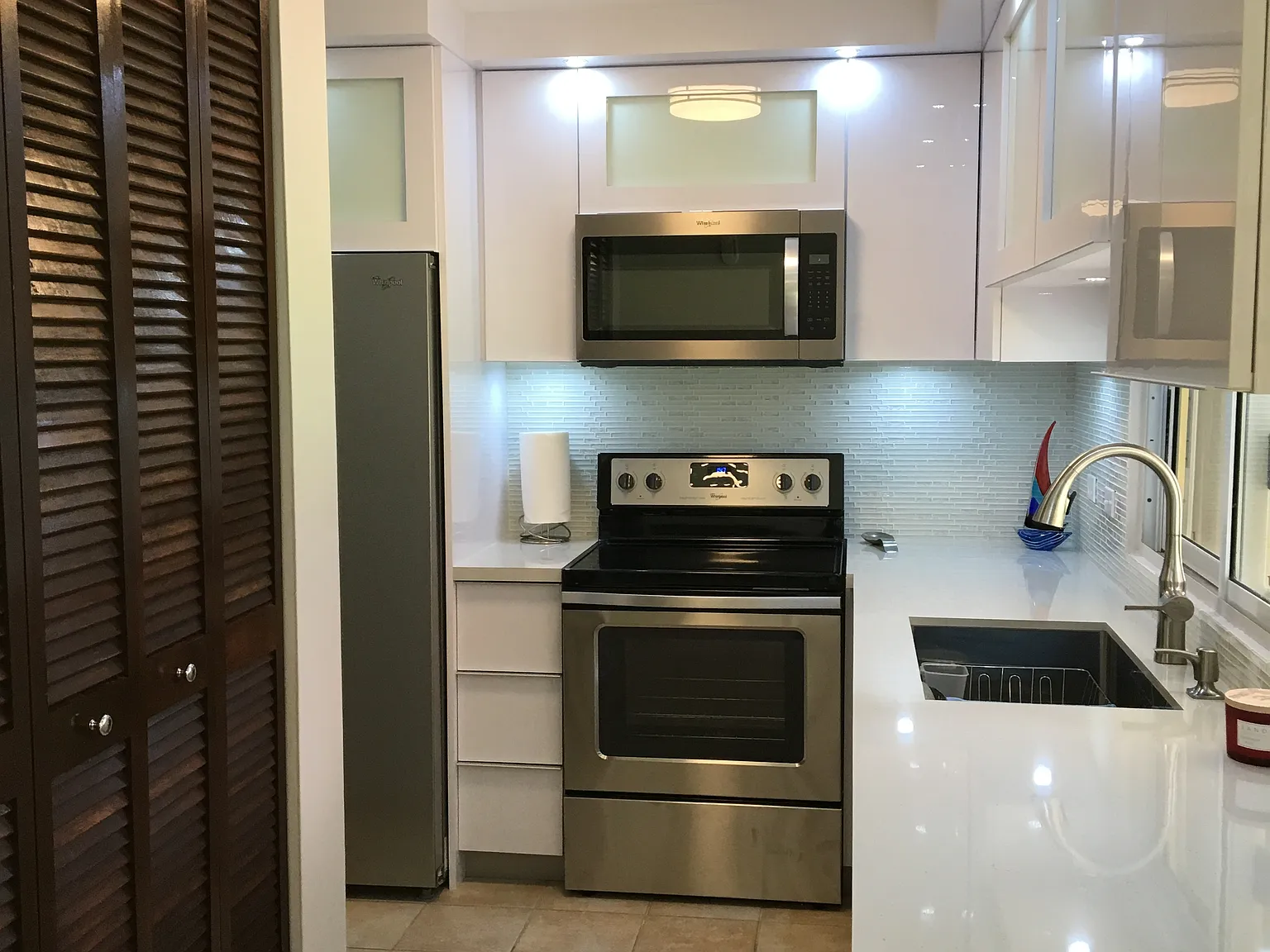 2 bed, 1095 sqft, $2,325 — Photo 4