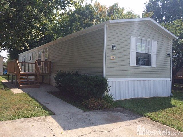 2nd image of 506 Tulip Ln