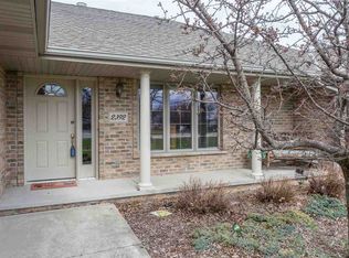 2392 Lost Dauphin Rd, De Pere, WI 54115