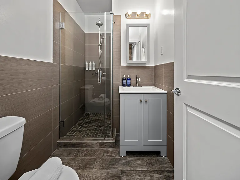 216 W 123rd St #1 — Photo 34