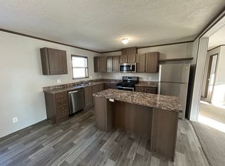 1 E Arizona #1, Belleville, MI