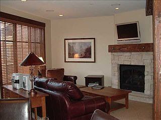 3rd image of 1825 Three Kings Dr #Th7-102