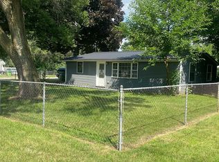 154 Wellworth Ave, Springfield, MI 49037