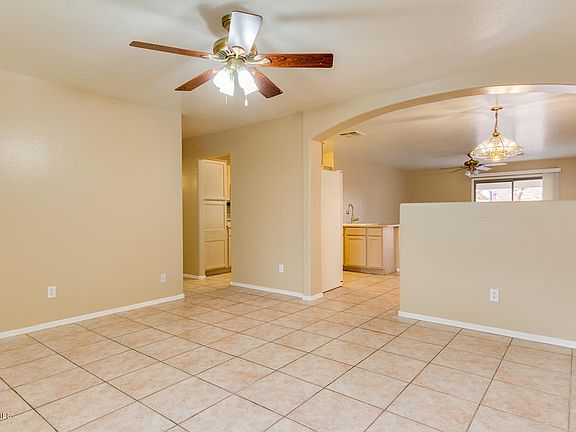 4th image of 14924 W Port Royale Ln