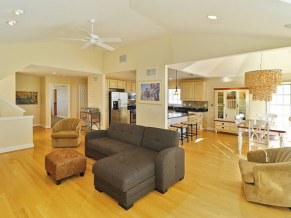 3rd image of 7212 Ocean Boulevard