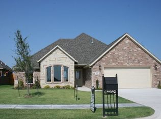 2603 SW 69th St, Lawton, OK 73505