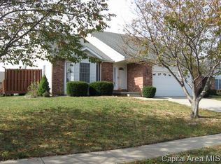 7023 Piper Glen Dr, Springfield, IL 62711