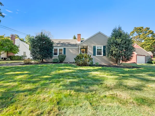59 Wakeley Road, Newington, CT 06111
