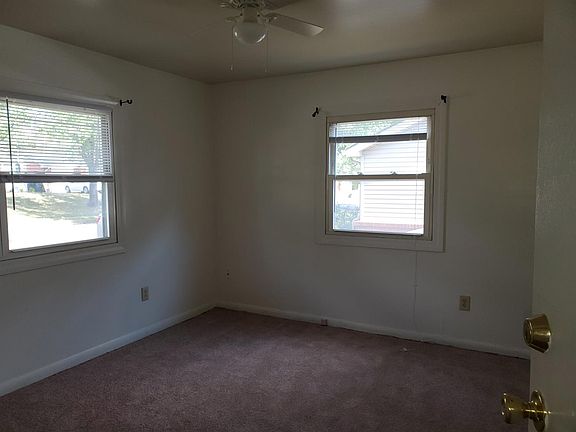 5th image of 1716 Sarasota Ct