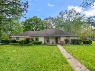 25 Beth Dr, Covington, LA 70433