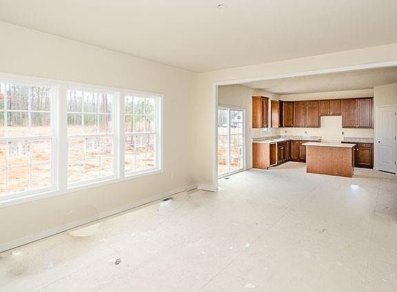 4th image of 8209 Hunters Meadow Dr