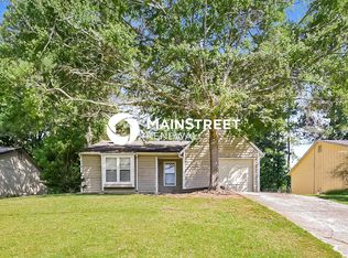 3246 Fescue Cir, Lawrenceville, GA 30044