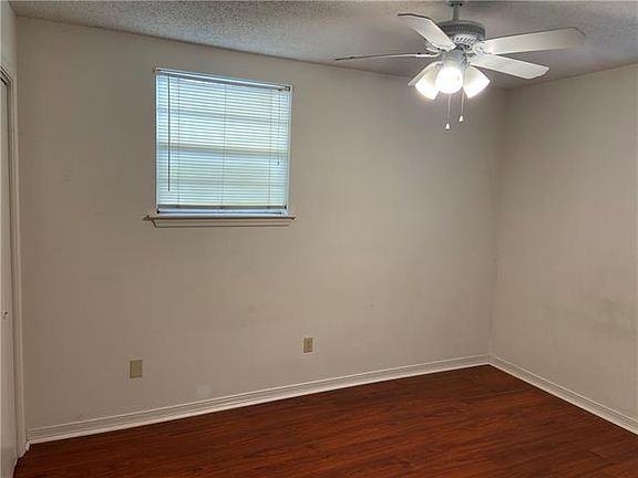 5th image of 3757 Cypress St