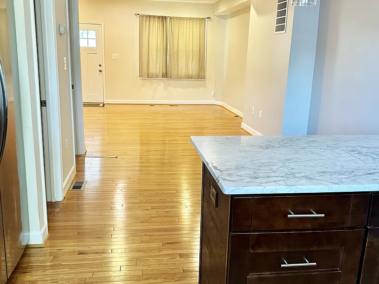 408 Delafield Pl NW — Photo 34