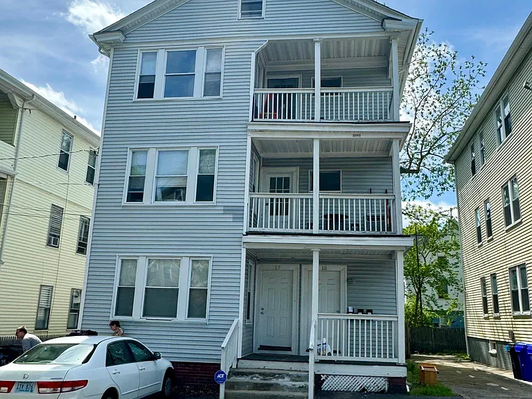 17 Richter St #1 — Photo 10
